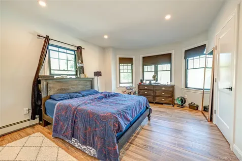 34 Dewey Street Huntington NY 11743