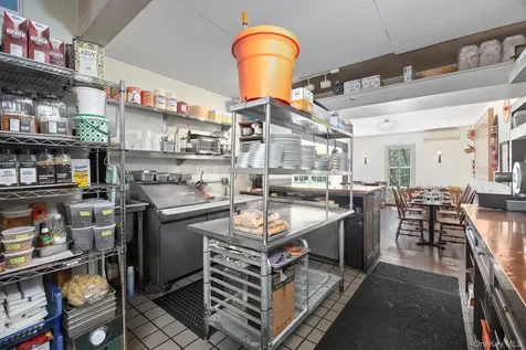 6 Autumn Lane Amenia NY 12501