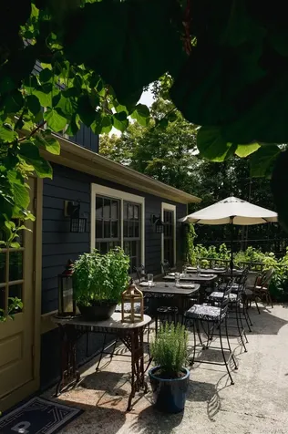 6 Autumn Lane Amenia NY 12501