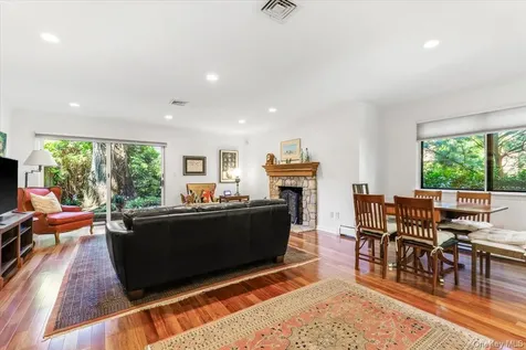 219 Treetop Crescent Lane Rye Brook NY 10573