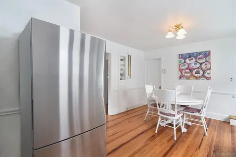 7 Garden Place Pelham NY 10803