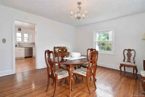 7 Garden Place Pelham NY 10803