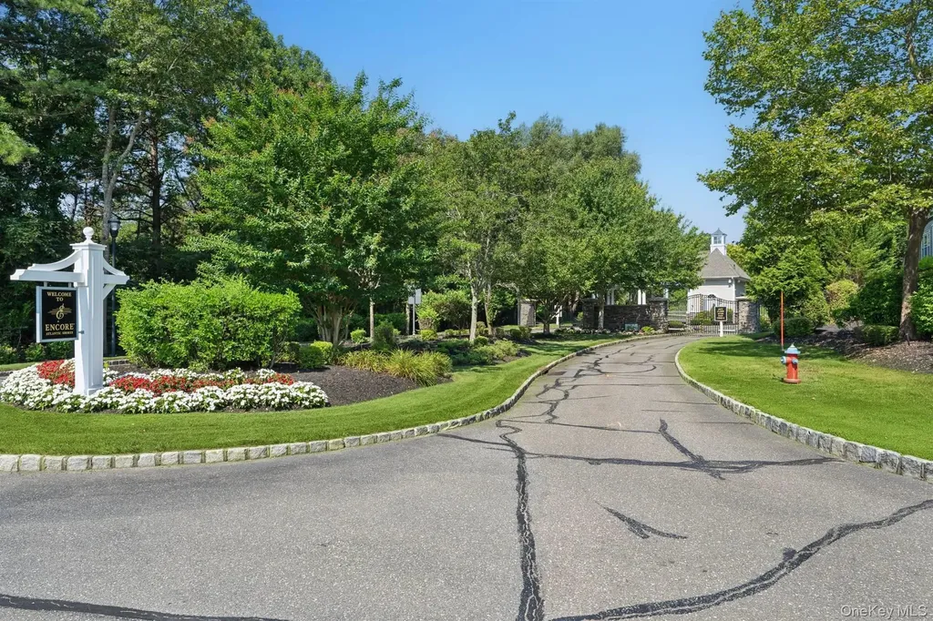 177 Melody Court Eastport NY 11941