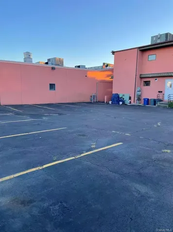 410-412 N Wantagh Avenue Bethpage NY 11714
