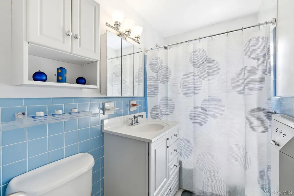 121 North Broadway White Plains NY 10603