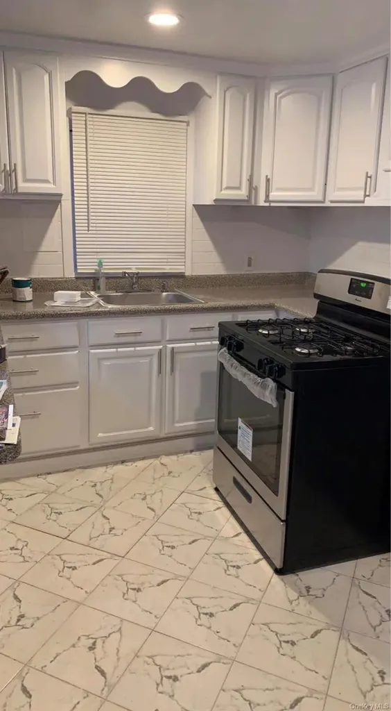 79 Halley Street Yonkers NY 10704