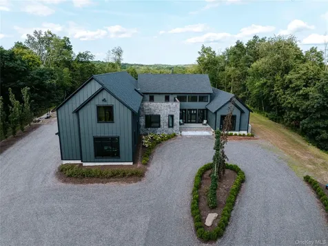 158 Brown Road Greenville NY 10998