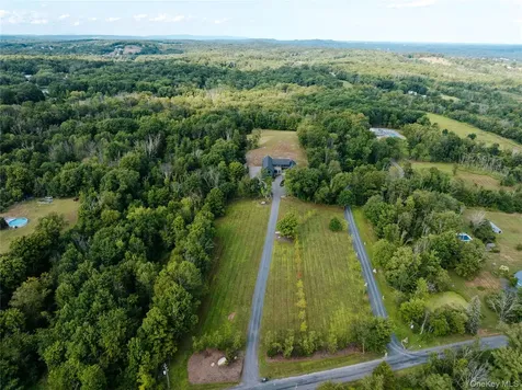 158 Brown Road Greenville NY 10998
