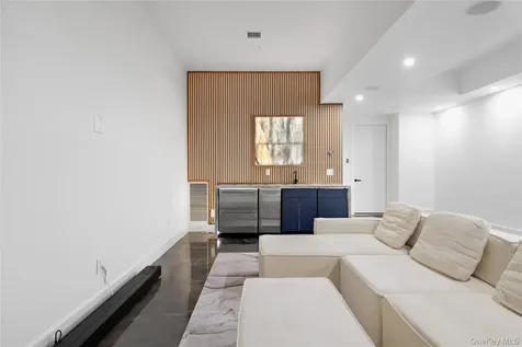 46 Terry Drive Sag Harbor NY 11963