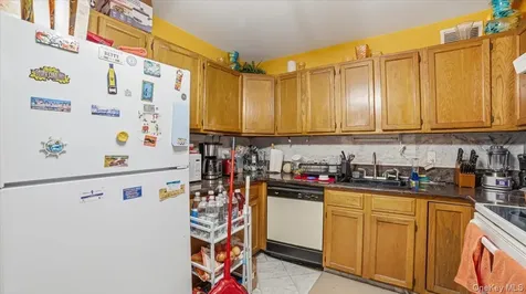 421 N Broadway Yonkers NY 10701