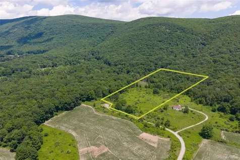 Mountain Edge Lane Millerton NY 12546