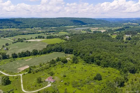 Mountain Edge Lane Millerton NY 12546
