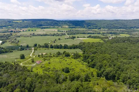 Mountain Edge Lane Millerton NY 12546