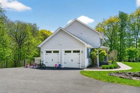 8 Apple Hill Drive Highland Mills NY 10930