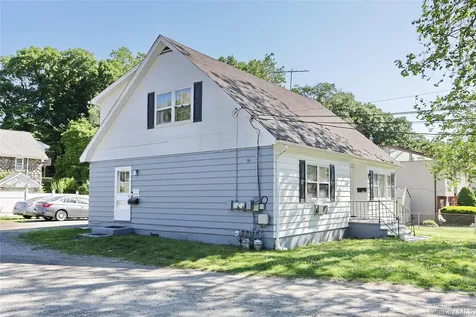 36 Suffern Lane Garnerville NY 10923