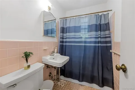 1234 Midland Avenue Bronxville NY 10708