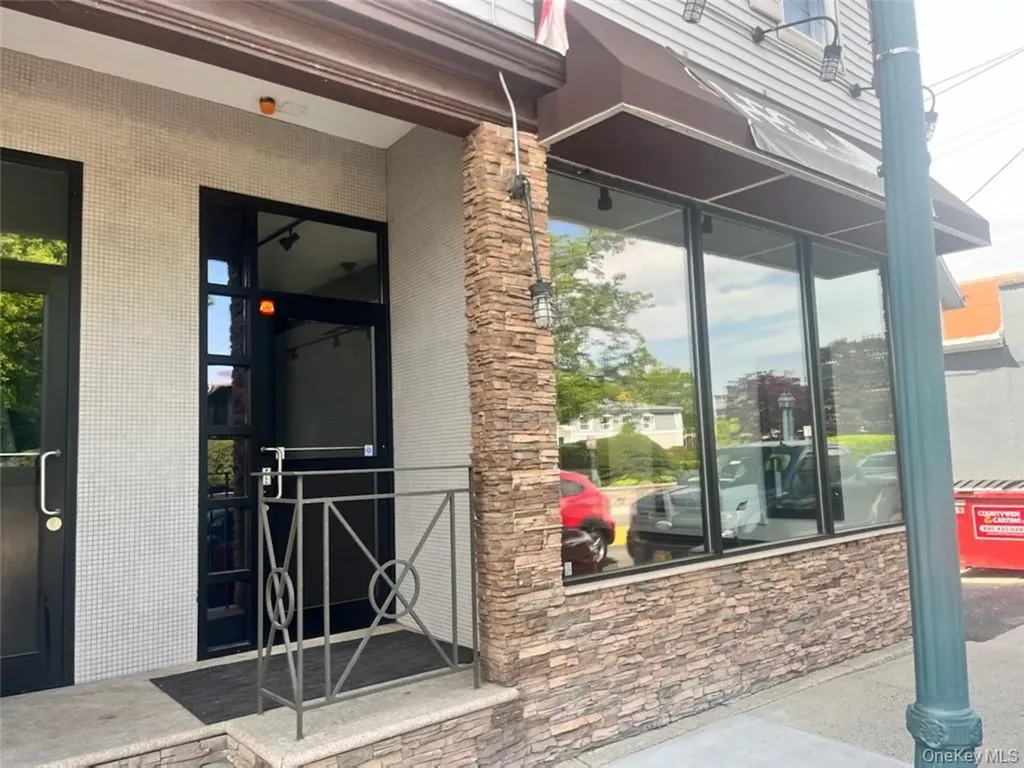 129 Main Street Nanuet NY 10954
