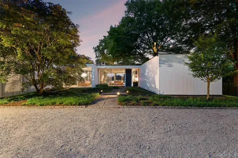 125 Davids Hill Road Bedford Hills NY 10506