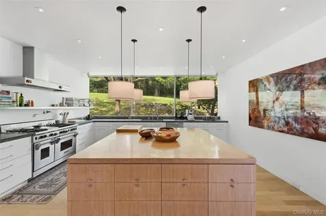 125 Davids Hill Road Bedford Hills NY 10506