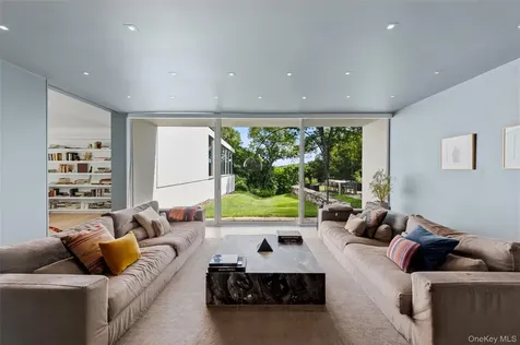 125 Davids Hill Road Bedford Hills NY 10506