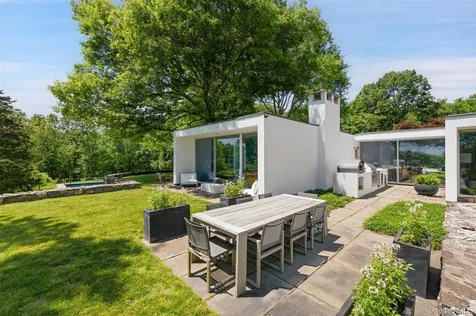 125 Davids Hill Road Bedford Hills NY 10506