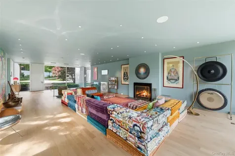 125 Davids Hill Road Bedford Hills NY 10506