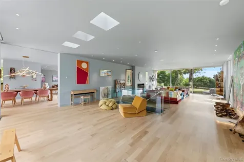 125 Davids Hill Road Bedford Hills NY 10506