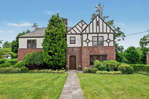 18 Fenimore Drive Harrison NY 10528