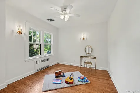 18 Fenimore Drive Harrison NY 10528
