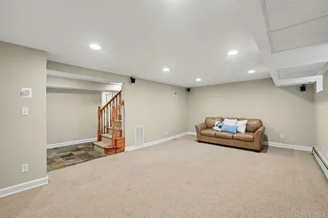 18 Fenimore Drive Harrison NY 10528