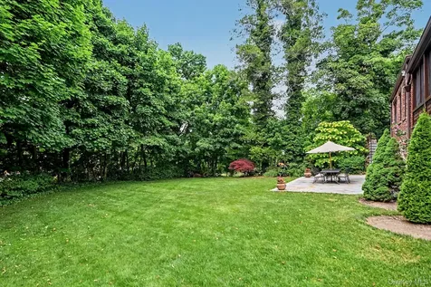 18 Fenimore Drive Harrison NY 10528