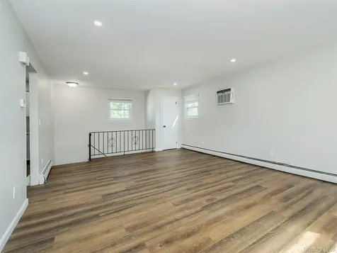 80 Maxwell Avenue Oyster Bay NY 11771
