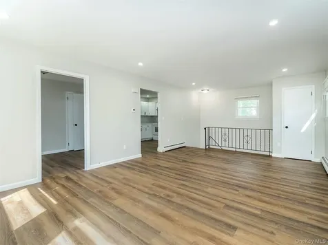 80 Maxwell Avenue Oyster Bay NY 11771