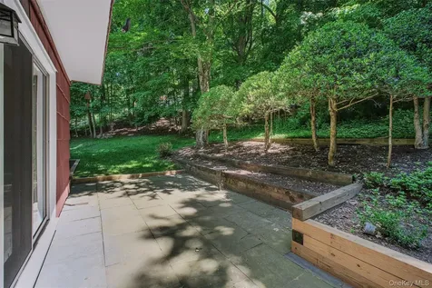 1096 Sunset Street Yorktown Heights NY 10598