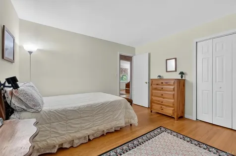 1096 Sunset Street Yorktown Heights NY 10598