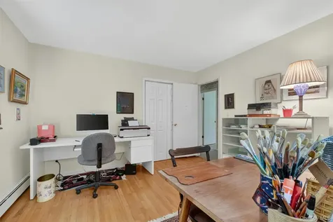 1096 Sunset Street Yorktown Heights NY 10598