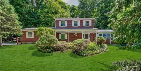 1096 Sunset Street Yorktown Heights NY 10598