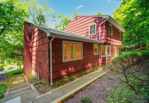 1096 Sunset Street Yorktown Heights NY 10598