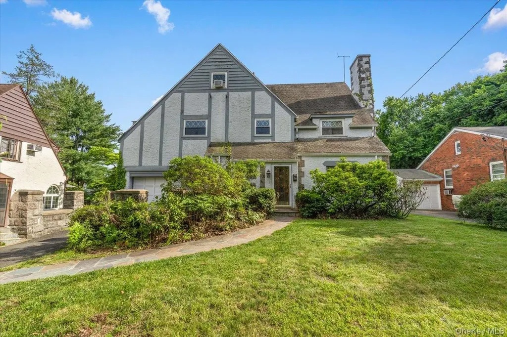 56 Northfield Road New Rochelle NY 10804