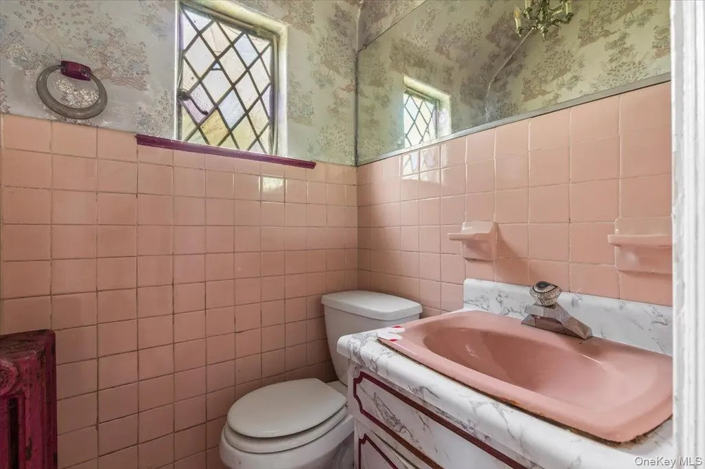 56 Northfield Road New Rochelle NY 10804