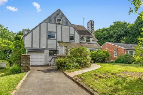 56 Northfield Road New Rochelle NY 10804