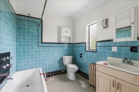 56 Northfield Road New Rochelle NY 10804