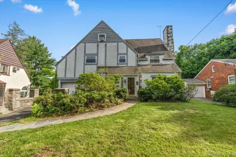 56 Northfield Road New Rochelle NY 10804
