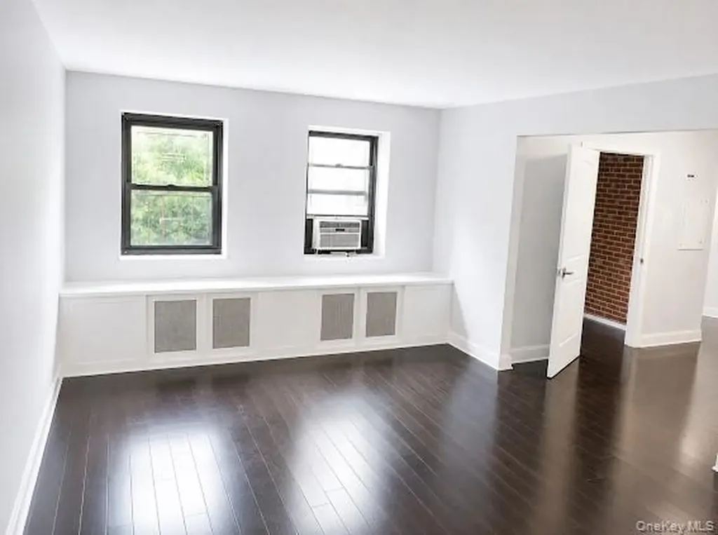 83-83 118th Street Kew Gardens NY 11415