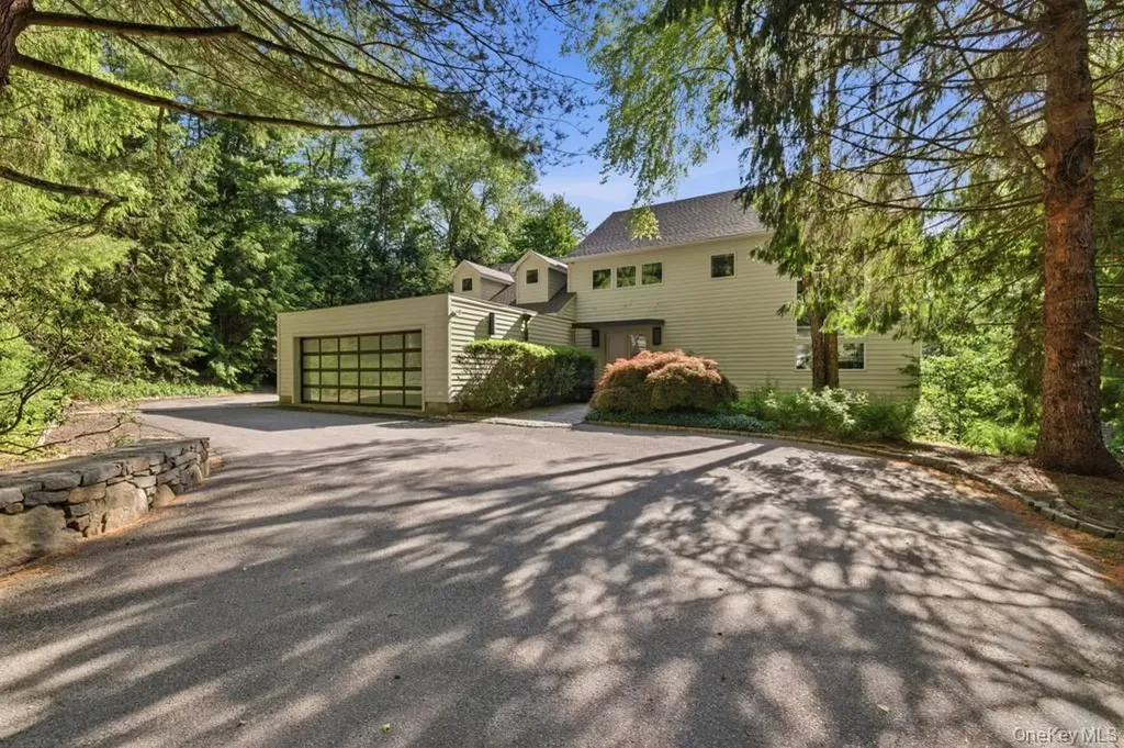 78 Old Church Lane Pound Ridge NY 10576