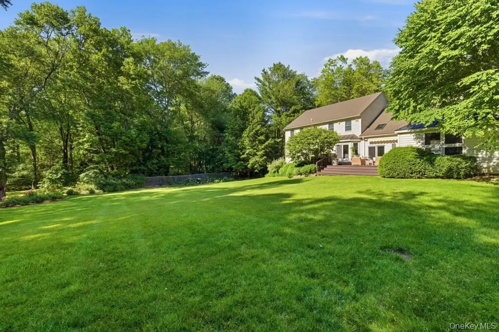78 Old Church Lane Pound Ridge NY 10576