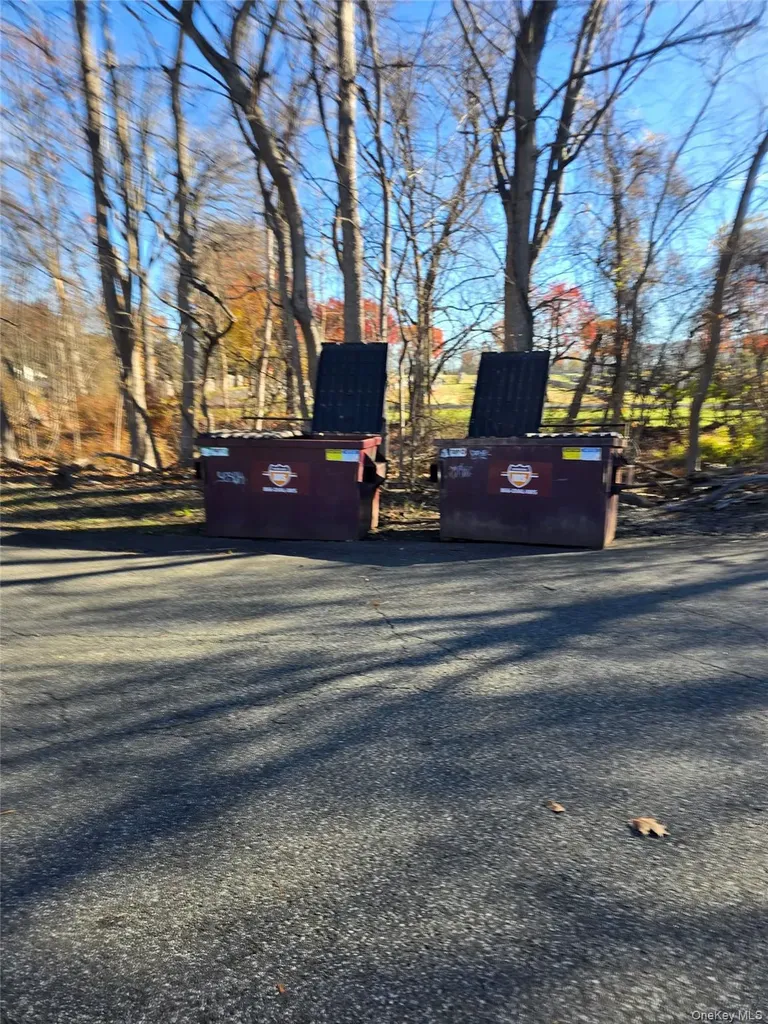 40 N Middletown Road Nanuet NY 10954