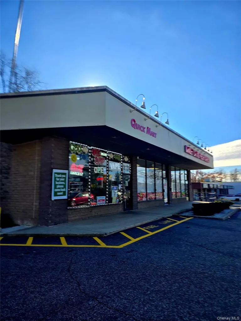 40 N Middletown Road Nanuet NY 10954