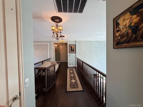 38 Hamlet Woods Drive Saint James NY 11780