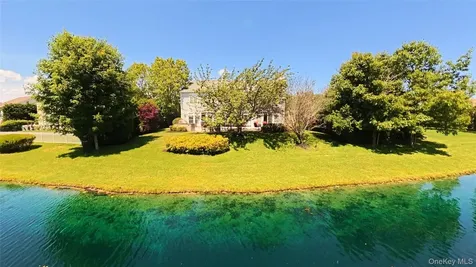 38 Hamlet Woods Drive Saint James NY 11780
